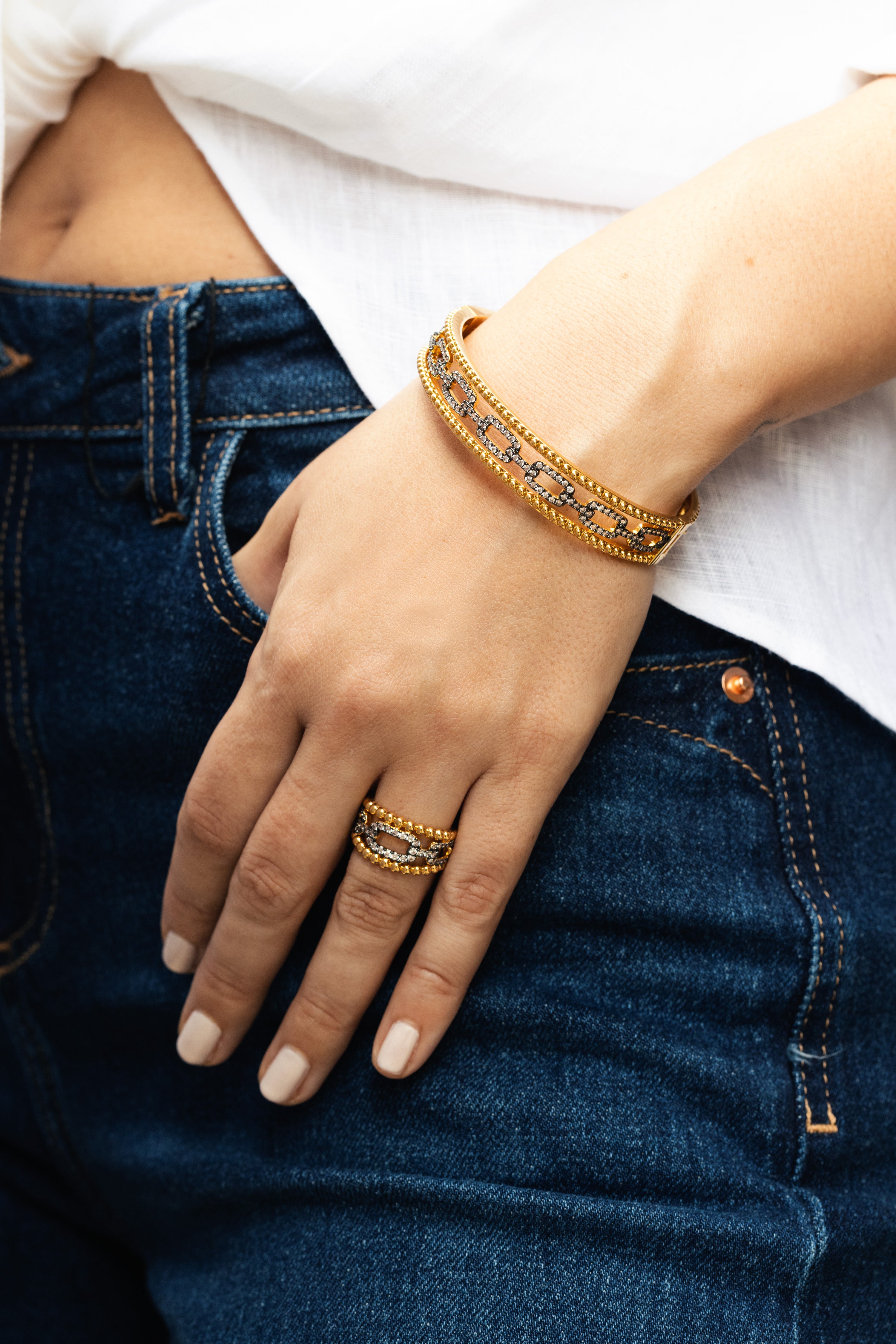 Link Sparkly Bracelet - Josefina Jewels