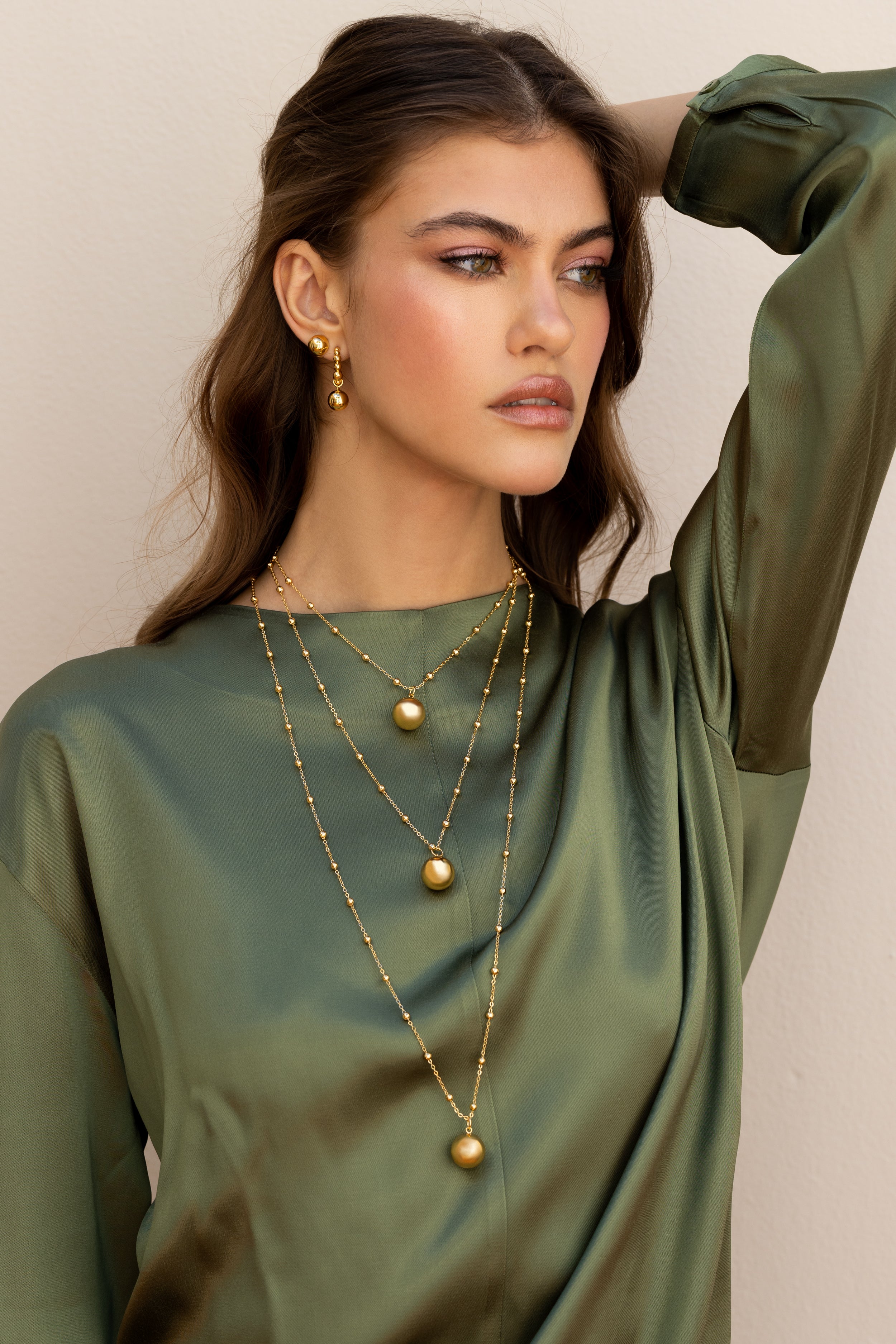 Olivia Ball Short 18-Inch Pendant Necklace - Josefina Jewels