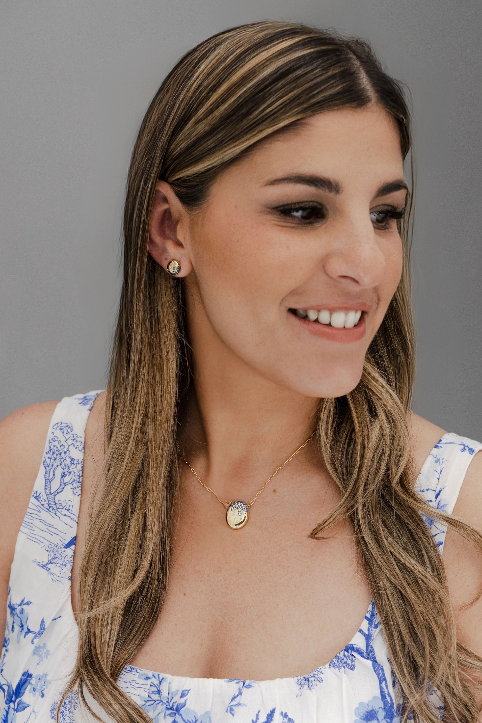 Scattered Pave Oval Necklace - Josefina Jewels