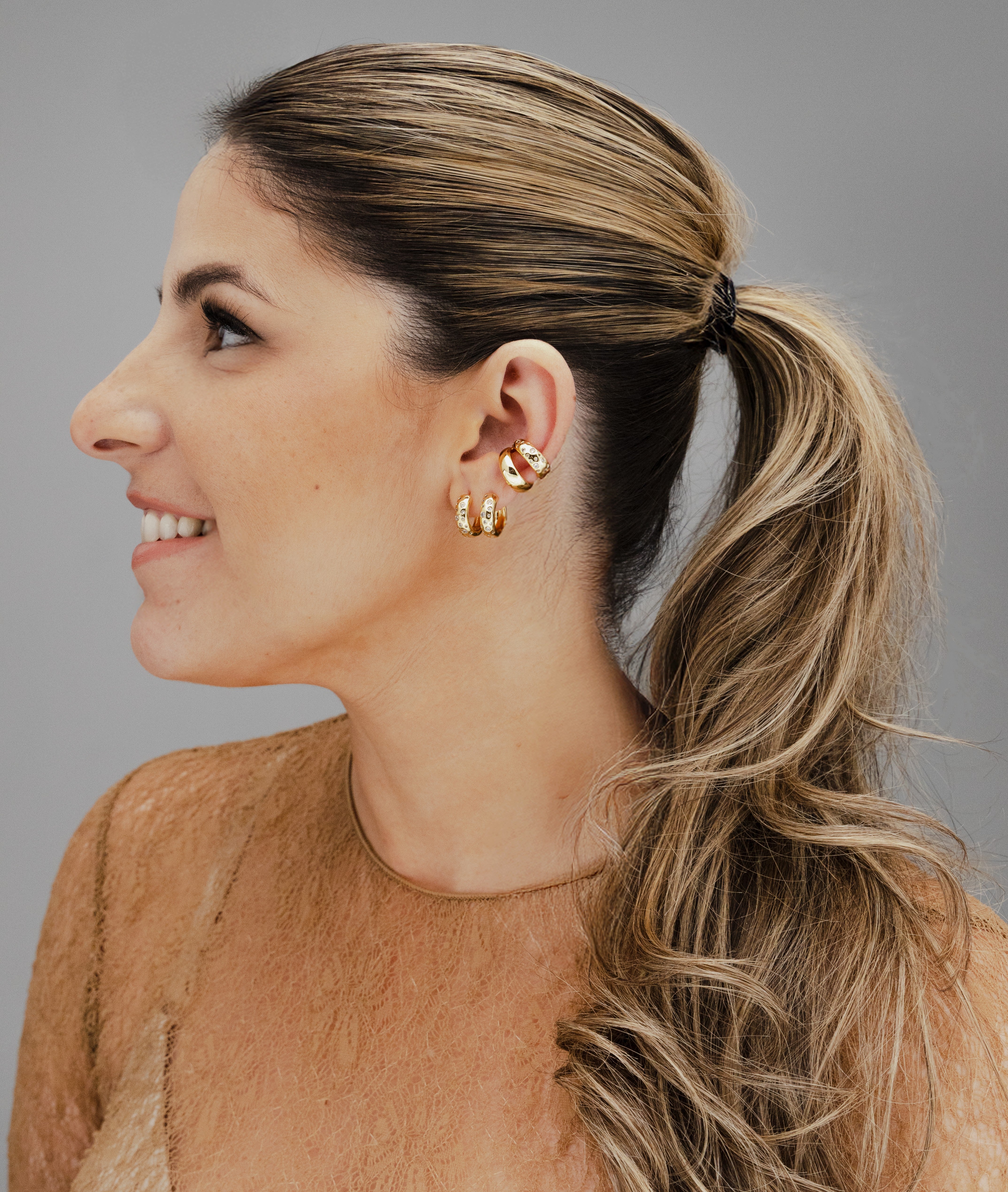 Vanesa Huggie Earrings - Josefina Jewels