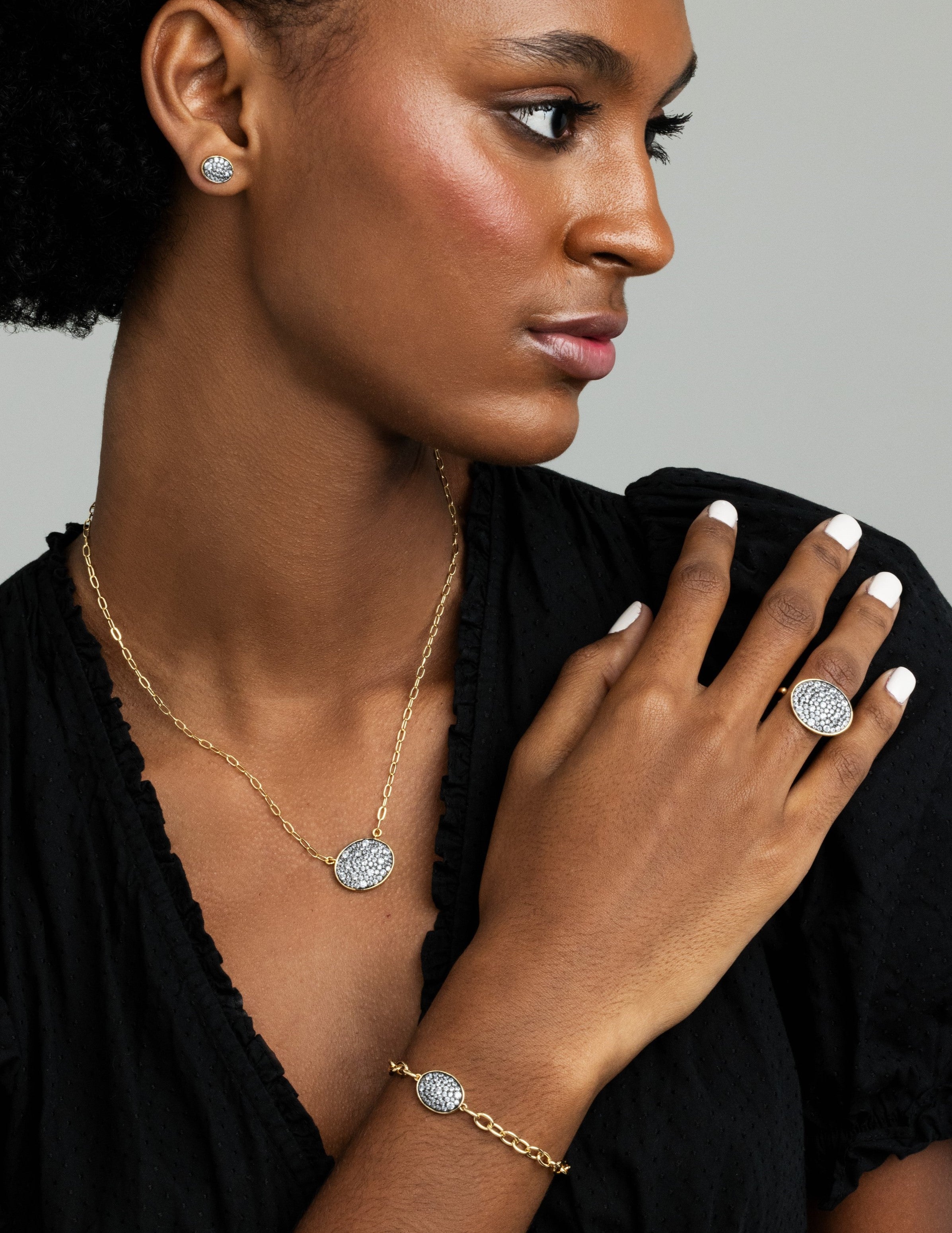 Pave Oval Shape Necklace - Josefina Jewels