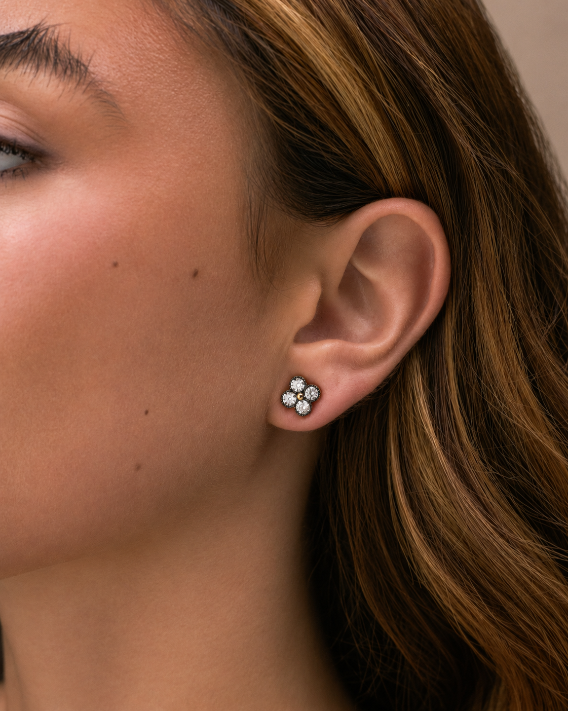 Blossom Clover Stud Earrings - Josefina Jewels